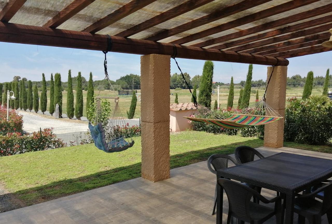 Fattoria Palazzeta - Pet & Family Friendly Aparthotel Cecina  Exteriör bild