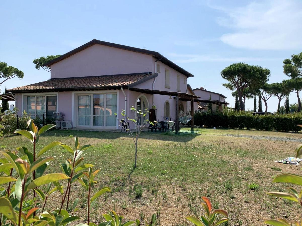 Fattoria Palazzeta - Pet & Family Friendly Aparthotel Cecina  Exteriör bild