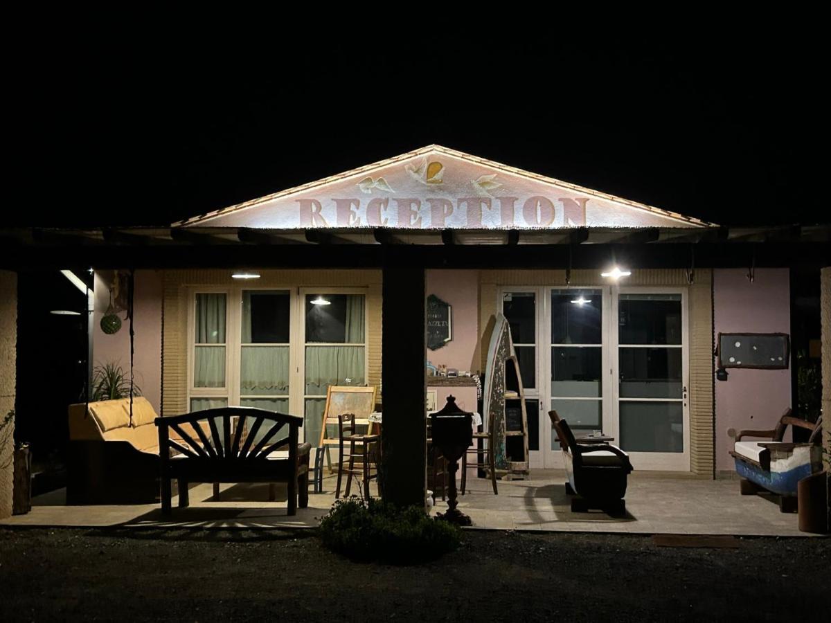 Fattoria Palazzeta - Pet & Family Friendly Aparthotel Cecina  Exteriör bild